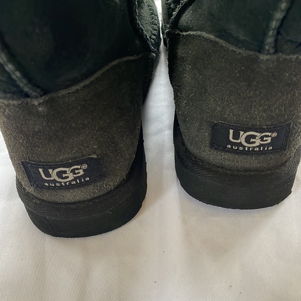 Ugg Black Suede Button Up High Boots Size 8 - image 5